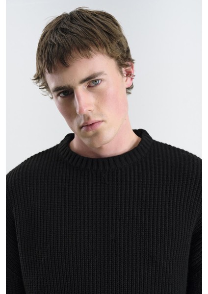 Regular Fıt Fitilli Siyah Triko Kazak indirimleri