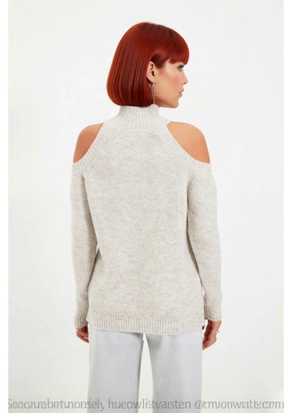 Kadınlara Özel Simli Selanik Dokuma Dik Yaka Omuz Dekolteli Triko Kazak Kış Kombinleri Için modelleri