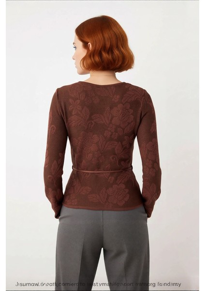 Kadın Uzun Kollu Fitted Triko Kazak Ilkbahar Sonbahar Için Çiçek Desenli Zarif Günlük Seçim modelleri