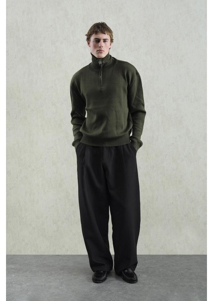 Fermuarlı Regular Fıt Yüksek Yaka Haki Kazak