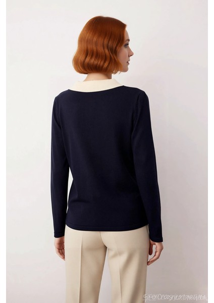 Kadın Lacivert Akrilik Triko Kazak Polo Yaka Renk Bloklu Uzun Kol Taş Düğmeli Kış Şıklığı Kaliteli modelleri