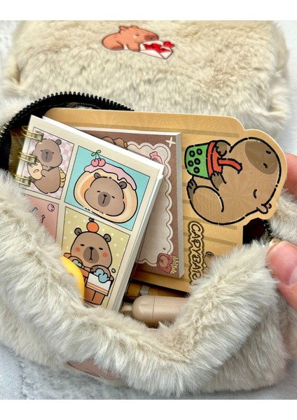 Capybara Love Pofuduk Peluş Çanta / Kalemlik / Toparlayıcı / Kalem Kutu fırsatları