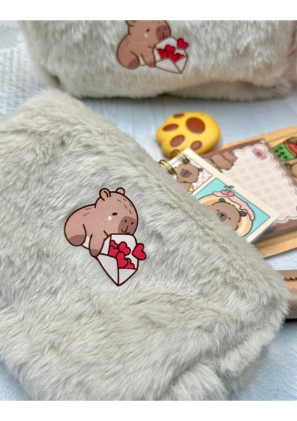 Capybara Love Pofuduk Peluş Çanta / Kalemlik / Toparlayıcı / Kalem Kutu indirimleri
