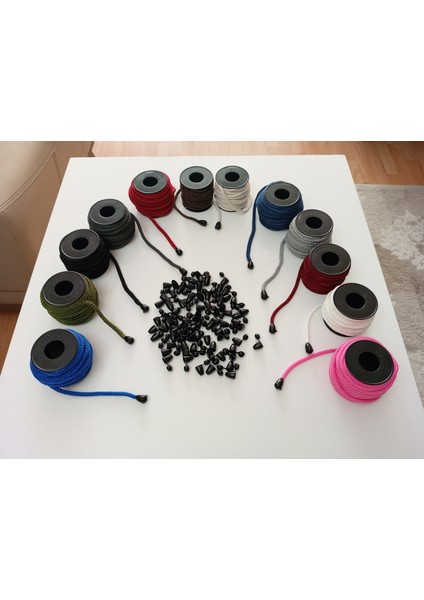 10 mt Kırmızı Renk Esnek 6 mm Eşofman Kapüşon Bağcık Ipi ve 20 Adet Plastik Tıpalı Kapüşon Ucu fiyatları