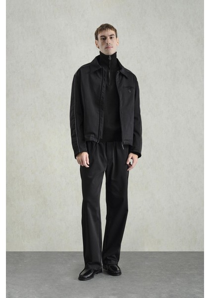 Deri Biyeli Siyah Klasik Ceket