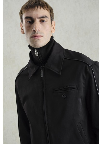 Deri Biyeli Siyah Klasik Ceket fırsatları