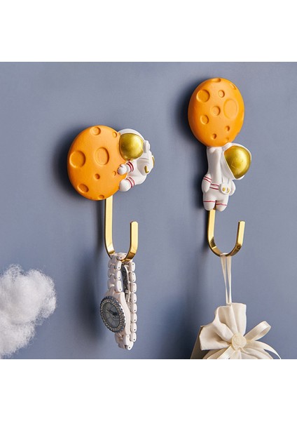 Santkuee Karikatür Reçine Astronot Figürleri Metal Duvar Kancaları Dekor Buzdolabı Kancası Anahtarlık Elbise Duvar Askısı Dekor A (Yurt Dışından) fiyatları