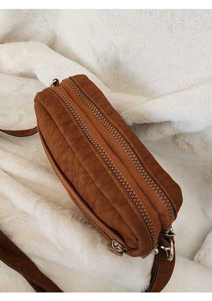 Kadın Askılı Suya Dayanıklı Çanta fiyatları