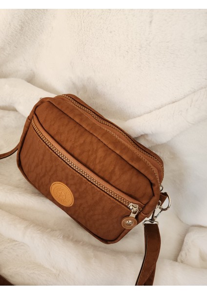 Kadın Askılı Suya Dayanıklı Çanta