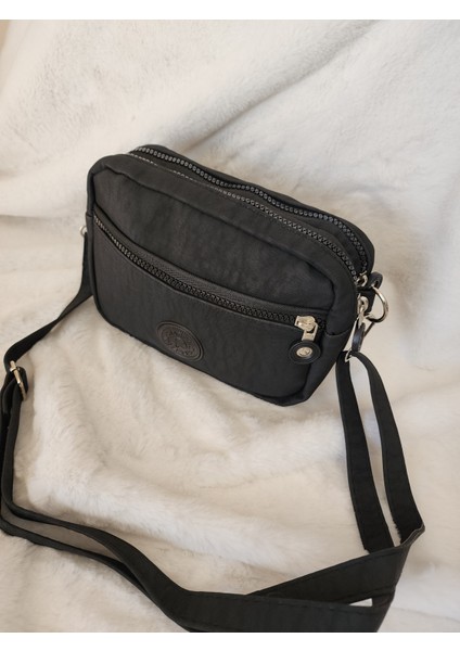 Kadın Askılı Suya Dayanıklı Çanta