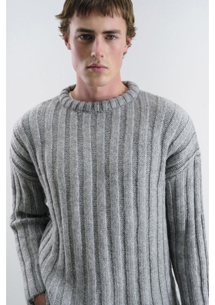 Kalın Fitilli Yünlü Gri Kazak indirimleri