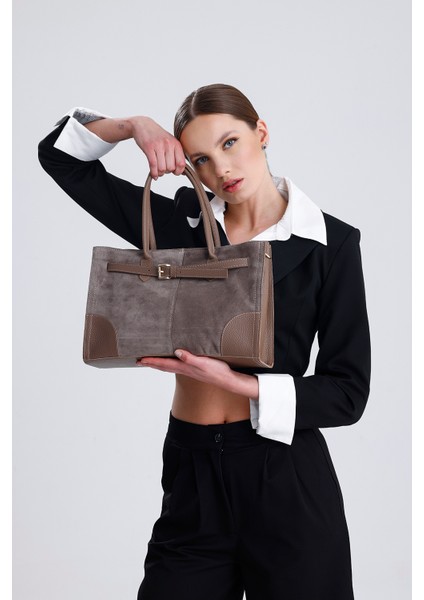 %100 Hakiki Süet Deri Fermuar Kapama ve Uzun Askı Detaylı Kadın El ve Omuz Çantası modelleri