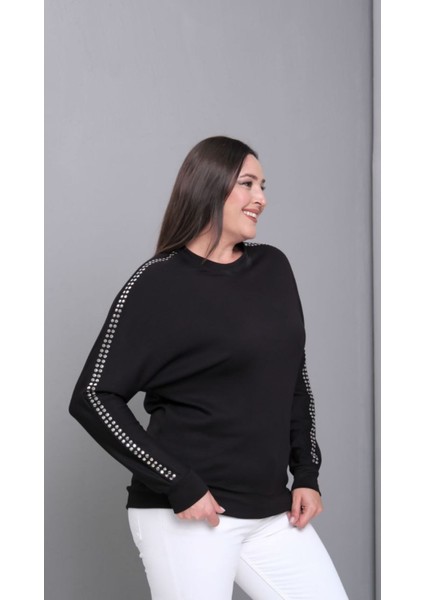 Kadın Kristal Kumaş Sweatshirt Zımba Detaylı