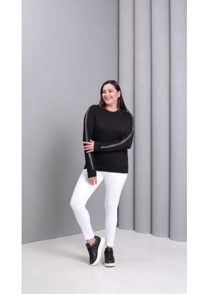 Kadın Kristal Kumaş Sweatshirt Zımba Detaylı modelleri