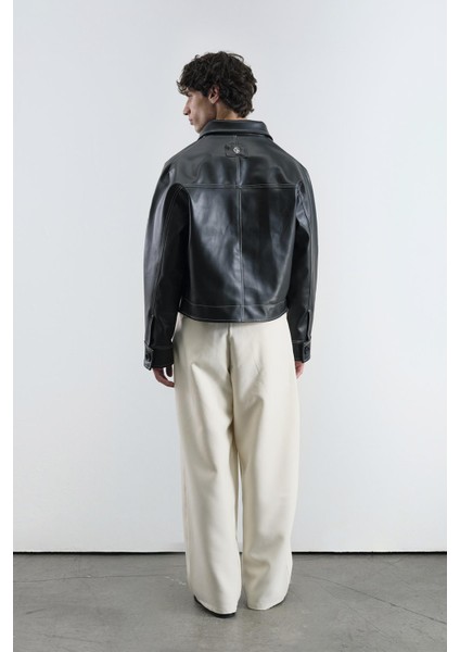 Kontrast Dikiş Detaylı Siyah Deri Ceket modelleri