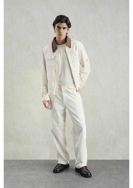 Gold Detaylı Ekru Ceket