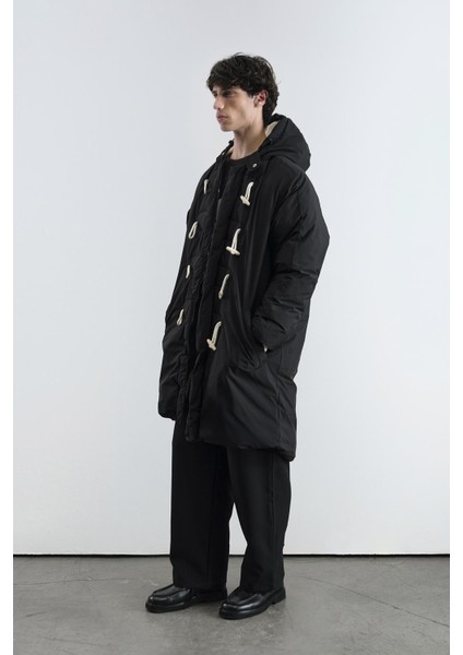 Kapüşonlu Uzun Şişme Siyah Mont fiyatları