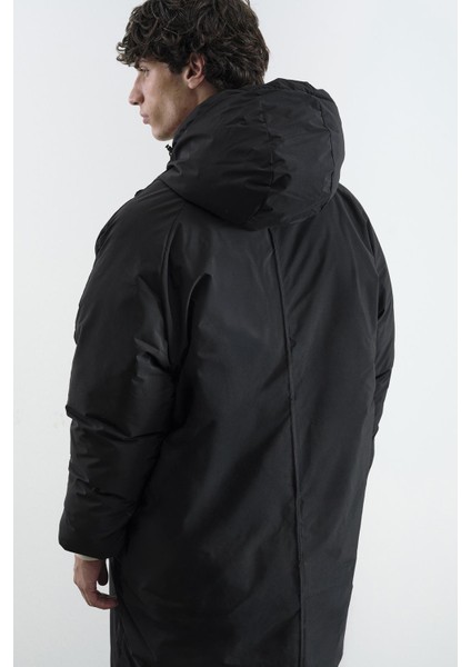 Kapüşonlu Uzun Şişme Siyah Mont fırsatları