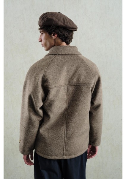 Gold Düğmeli Kısa Kahverengi Kaşe Kaban modelleri