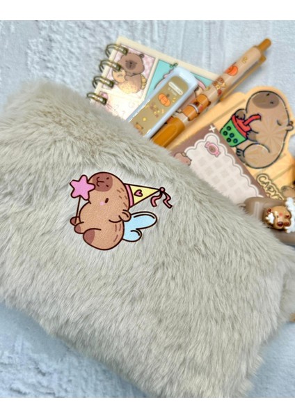 Tatlı Melek Capybara Pofuduk Peluş Çanta / Kalemlik / Toparlayıcı / Kalem Kutu fırsatları