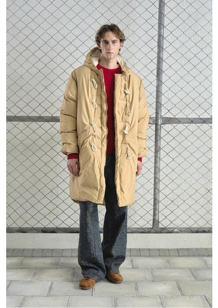 Kapüşonlu Uzun Şişme Bej Mont