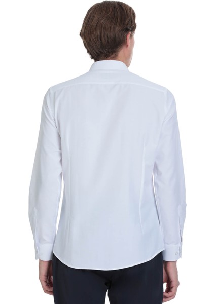 Beyaz Slim Fit Slim Yaka Pamuklu Uzun Kollu Gömlek