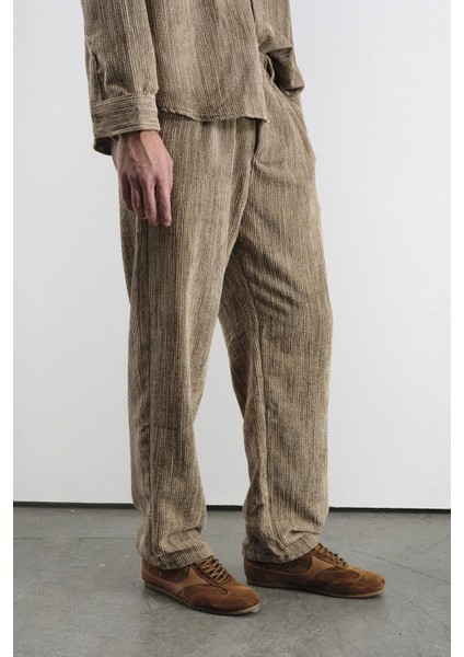 Efektli Pilili Kadife Kahverengi Pantolon fiyatları