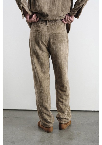 Efektli Pilili Kadife Kahverengi Pantolon modelleri