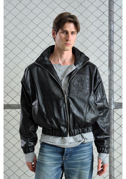 Kabartma Logolu Parçalı Siyah Deri Ceket fiyatları