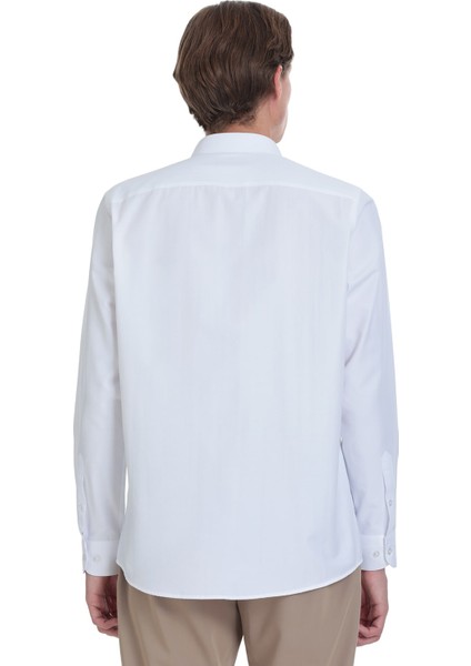 Beyaz Klasik Fit Slim Yaka Pamuklu Uzun Kollu Gömlek