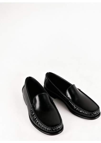 Klasik Loafer Siyah Akkabı indirimleri