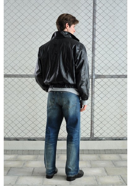 Kabartma Logolu Parçalı Siyah Deri Ceket fırsatları