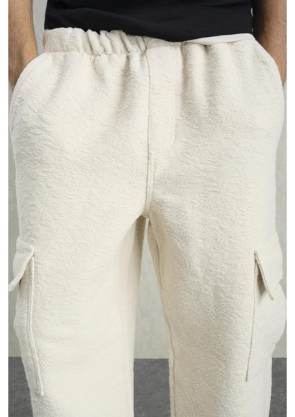 Jakar Desenli Kargo Bej Pantolon indirimleri