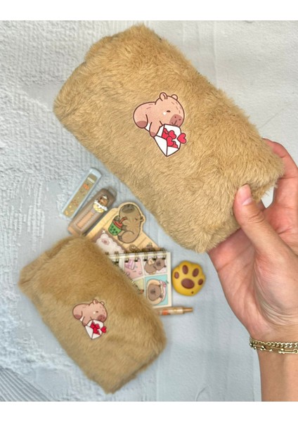 Capybara Love Pofuduk Peluş Çanta Kahverengi / Kalemlik / Toparlayıcı / Kalem Kutu