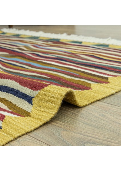 Erguvan Renkli El Dokuma Kilim 119X177 cm fırsatları