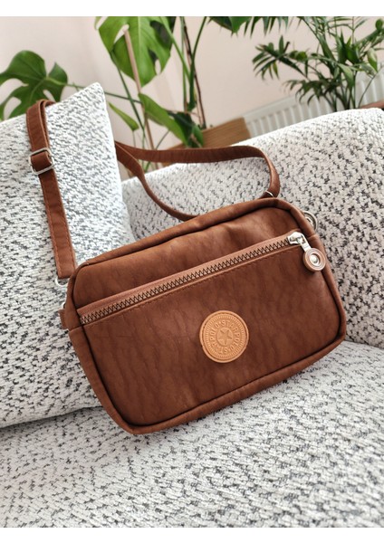 Kadın Askılı Suya Dayanıklı Çanta fırsatları