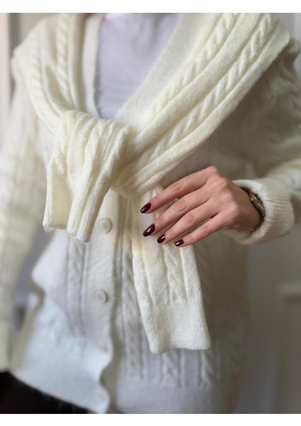 Ekru Atkılı Saç Örgüsü Hırka fiyatları