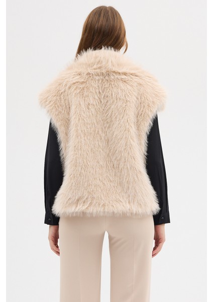 Kadın Premium Yakalı Suni Kürk Yelek