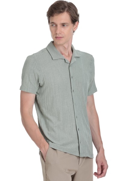 Yeşil Regular Fit Apaş Yaka Gömlek modelleri