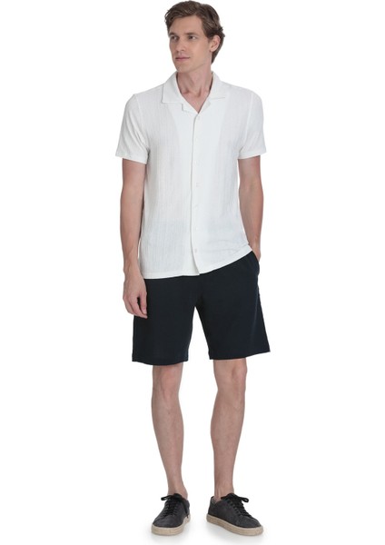 Beyaz Regular Fit Apaş Yaka Gömlek fiyatları