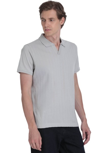Gri Regular Fit Apaş Yaka Pamuklu Tişört