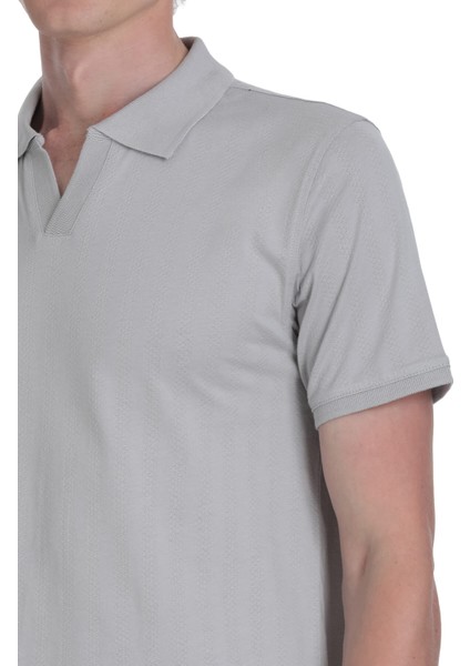 Gri Regular Fit Apaş Yaka Pamuklu Tişört fırsatları