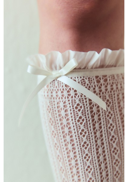 Marşmelov Fiyonk Detaylı File Pantolon Çorabı