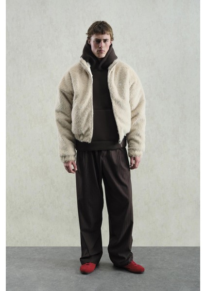 Fermuarlı Bej Kürk Ceket