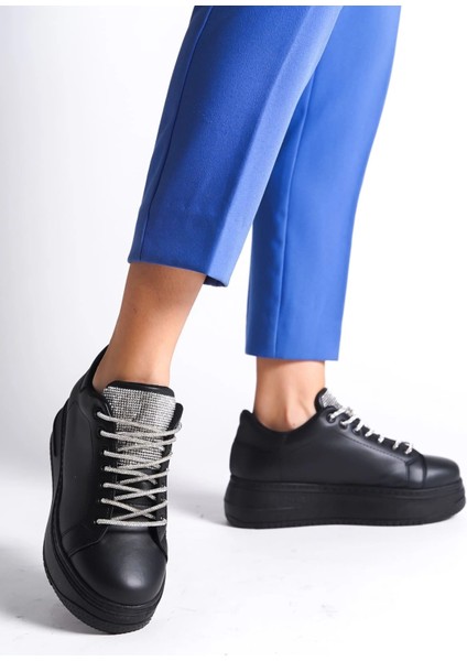 Della Bağcıklı Ortopedik Taban Taşlı Kadın Sneaker Spor Ayakkabı St - Siyah