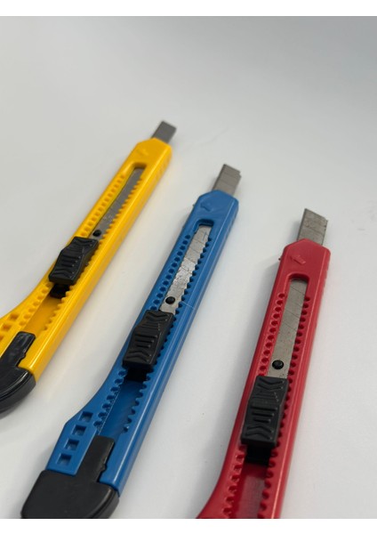 Yapışkan Folyo Uygulama Seti – Keçeli Ragle ve Falçata, Plastik, Karışık Renk, 10,3×7,6 cm ve 13×1 cm indirimleri