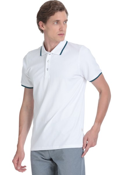 Beyaz Regular Fit Polo Yaka Pamuklu Rayon Tişört modelleri