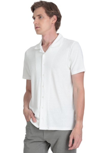 Beyaz Regular Fit Apaş Yaka Gömlek modelleri