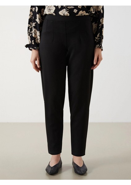 Lcw Grace Siyah Beli Lastikli Havuç Kesim Kadın Pantolon modelleri