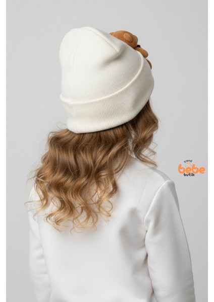 Peluş Ayıcık Detaylı Kız Çocuk Triko Bere – Yumuşak Triko Kışlık Şapka | Pamuklu Örgü Beanie Modeli fırsatları